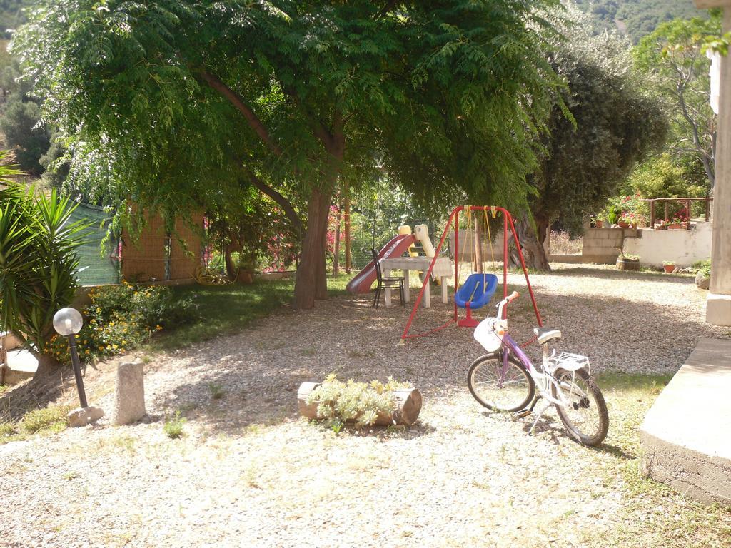 Appartamento Sa Funtana Кардеду Номер фото